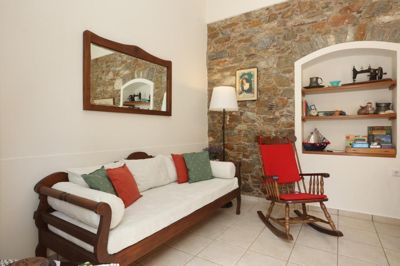 Babina'S Place-Traditional House In Ermoupoli Luaran gambar